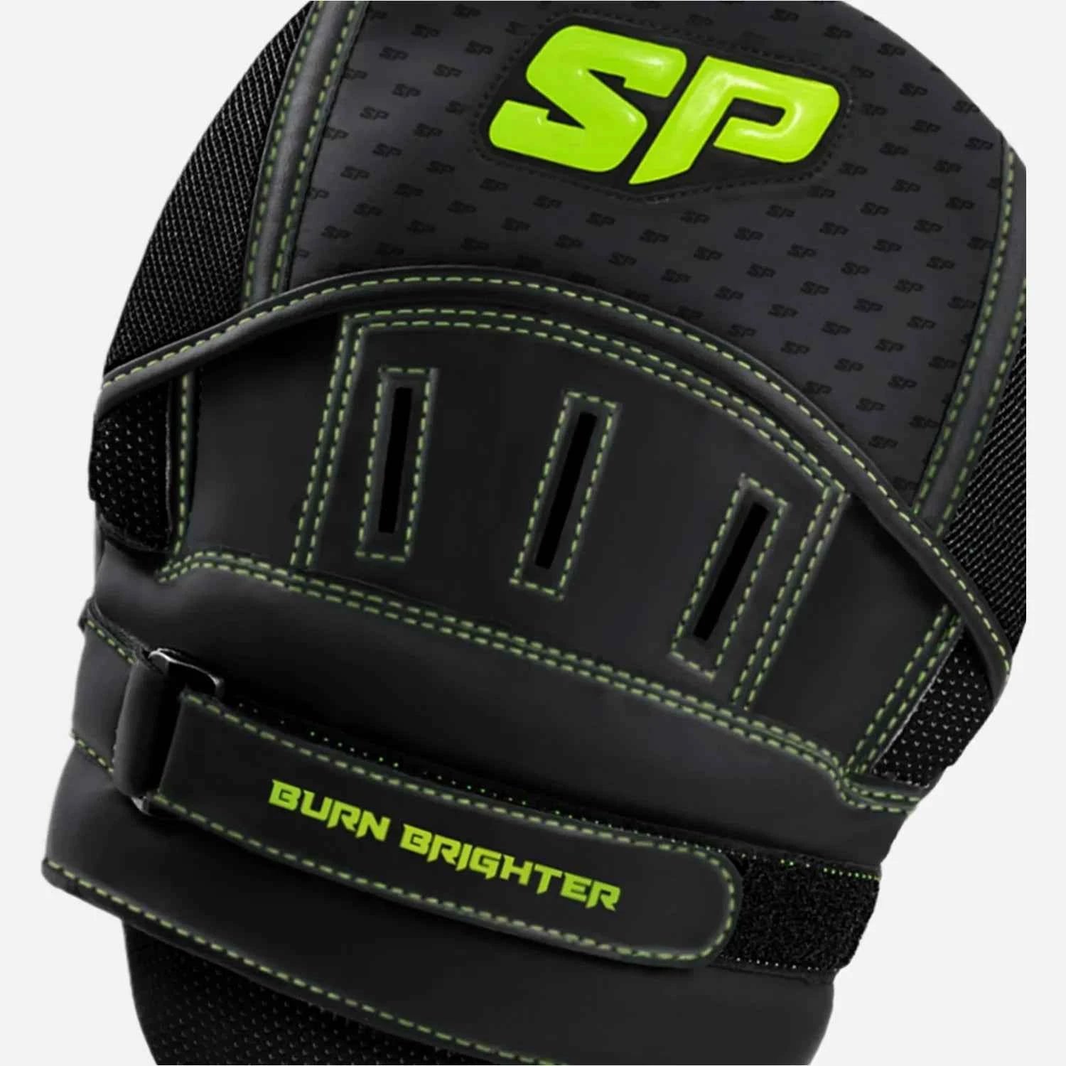 M33 Curved Focus Pads _black