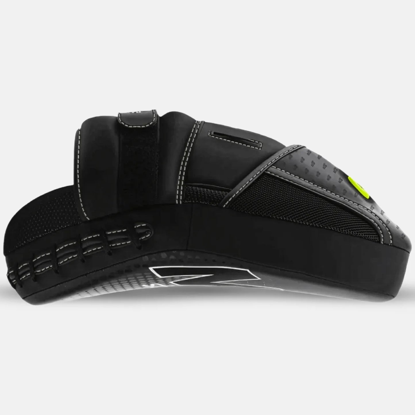 M33 Curved Focus Pads Black